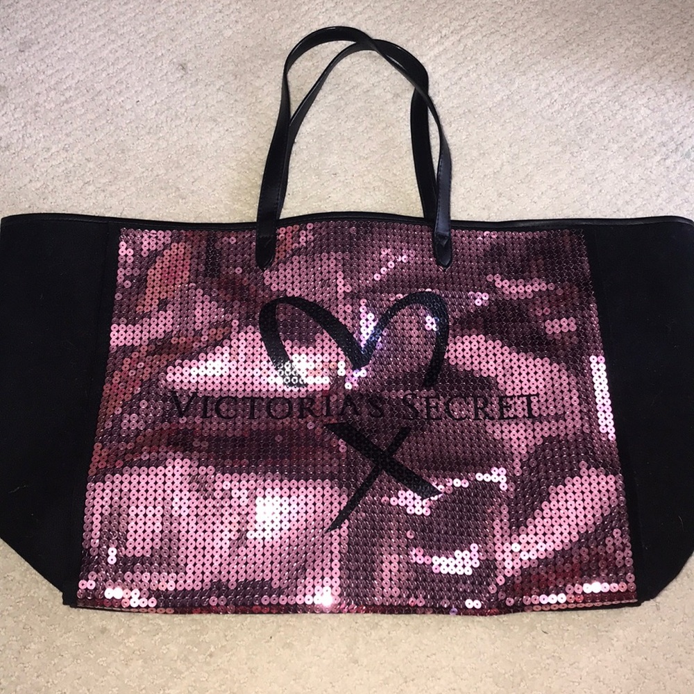 VS TOTE